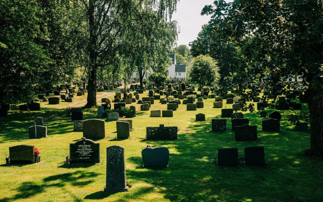 Burial vs Cremation in Singapore: Which Option Is Right for Your Family?